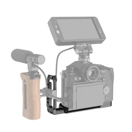 SmallRig LCP2655 - montażowa płytka L-kształtna do Panasonic S1H - przykład użycia
